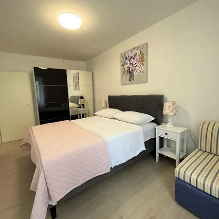 In - Sibenik Riviera 35574 Apartament Primošten