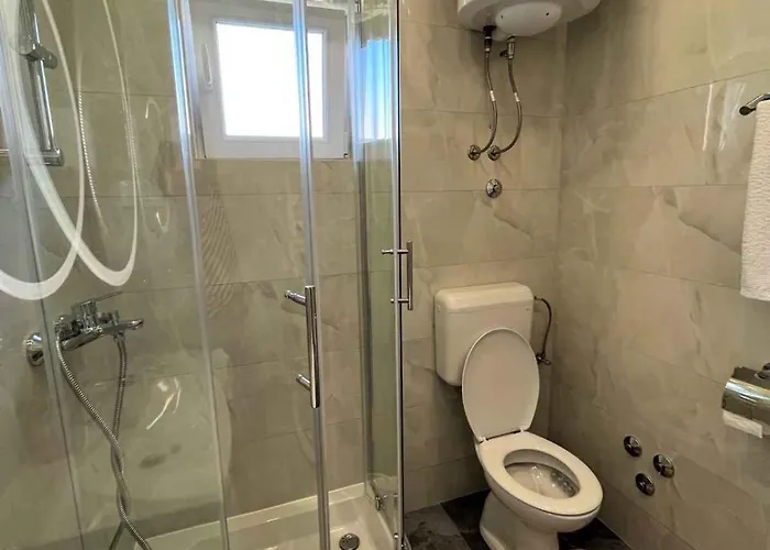 In - Sibenik Riviera 35574 * פרימוסטן